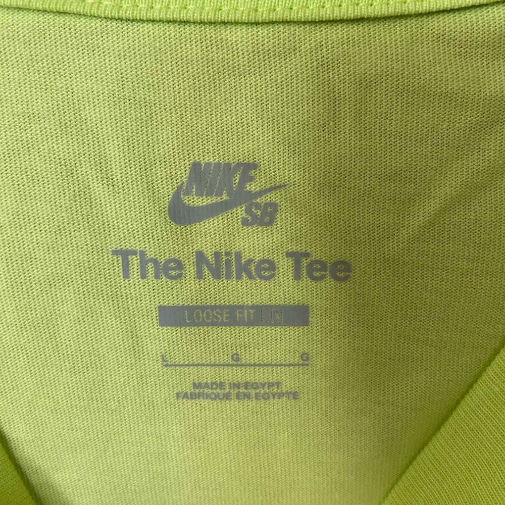 Nike SB Loose Fit Tee - Picture 4 of 4